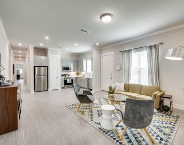 8215 Casita Avenue - Photo Thumbnail 6