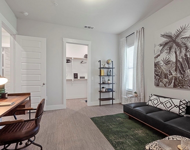 3903 Banks - Photo Thumbnail 16