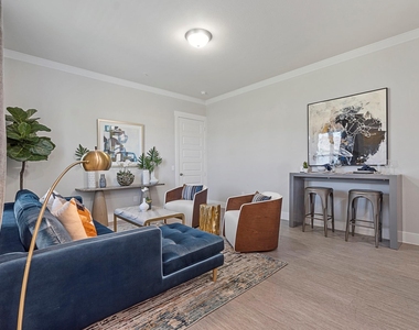 3903 Banks - Photo Thumbnail 10