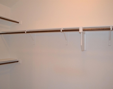 405 Sandy Lane - Photo Thumbnail 21