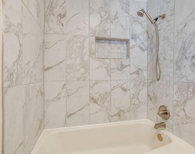 990 Oak Ridge Drive - Photo Thumbnail 15
