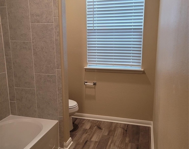 3205 Bowen Street - Photo Thumbnail 1