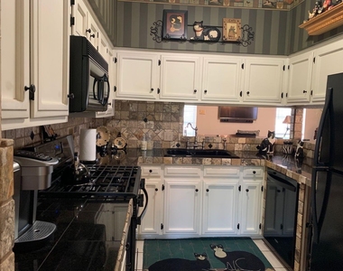 5308 Colony Hill Road - Photo Thumbnail 13