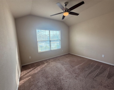 6320 Sails Street - Photo Thumbnail 13