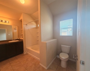 6320 Sails Street - Photo Thumbnail 11