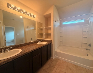 6320 Sails Street - Photo Thumbnail 10