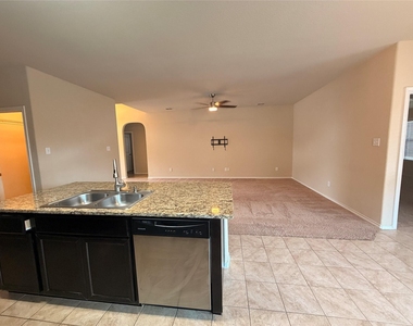 6320 Sails Street - Photo Thumbnail 4