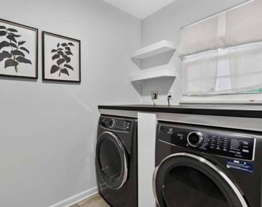 1524 Lance Road - Photo Thumbnail 7