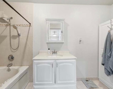 4251 Se Dixie Ross Street - Photo Thumbnail 4