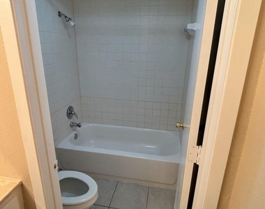534 Prairie Dell Street - Photo Thumbnail 11