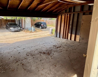 534 Prairie Dell Street - Photo Thumbnail 17