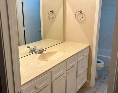 534 Prairie Dell Street - Photo Thumbnail 10