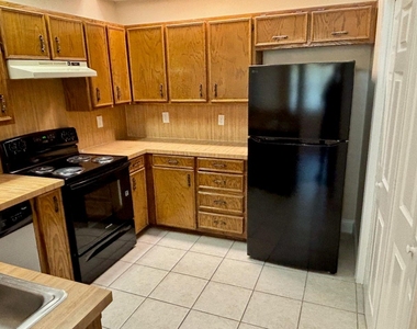 534 Prairie Dell Street - Photo Thumbnail 7