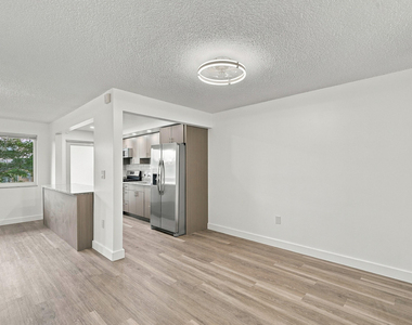 175 Ne 203rd Terrace - Photo Thumbnail 7