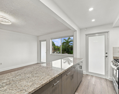 175 Ne 203rd Terrace - Photo Thumbnail 11