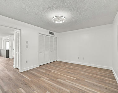 175 Ne 203rd Terrace - Photo Thumbnail 18