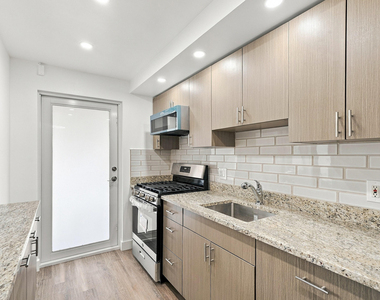 175 Ne 203rd Terrace - Photo Thumbnail 8