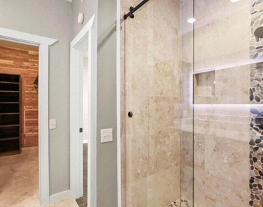 5100 Verde Valley Lane - Photo Thumbnail 11