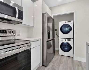 5637 Sw 36th - Photo Thumbnail 5