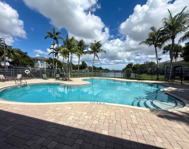 1431 Nw 36th Way - Photo Thumbnail 26