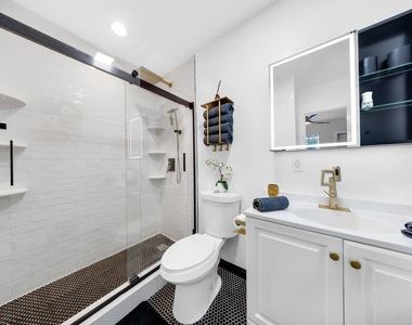 700 Ne 16th Court - Photo Thumbnail 25
