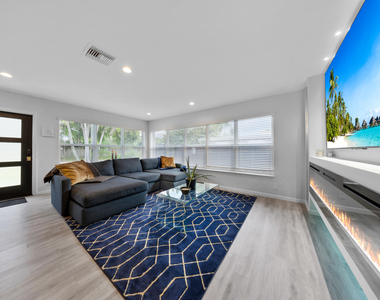 700 Ne 16th Court - Photo Thumbnail 43