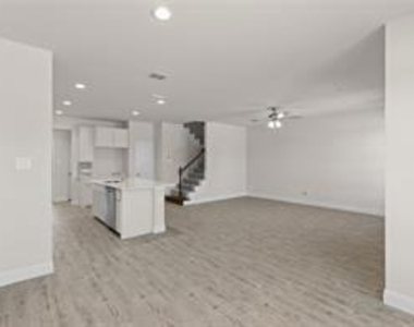 6084 Bursey Road - Photo Thumbnail 20