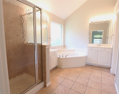 1534 Steamboat Trail - Photo Thumbnail 10