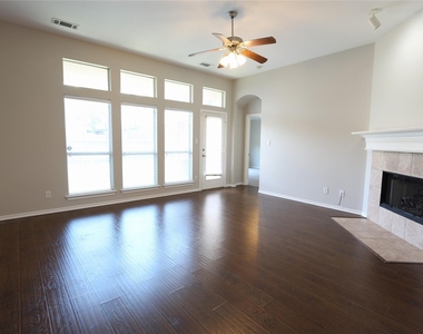 1534 Steamboat Trail - Photo Thumbnail 2