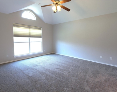 1534 Steamboat Trail - Photo Thumbnail 9
