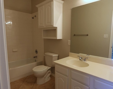 1534 Steamboat Trail - Photo Thumbnail 14