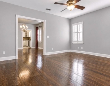 5818 Richmond Avenue - Photo Thumbnail 3