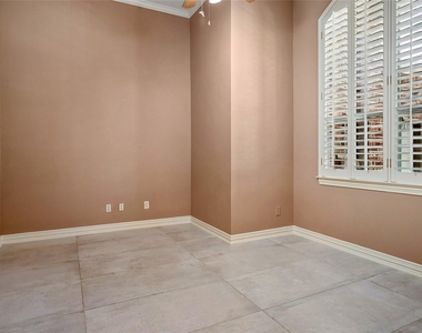 8141 Rosemont Drive - Photo Thumbnail 20