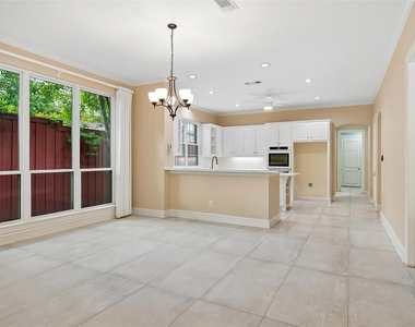 8141 Rosemont Drive - Photo Thumbnail 10