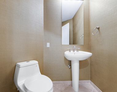 701 S Olive Avenue - Photo Thumbnail 6