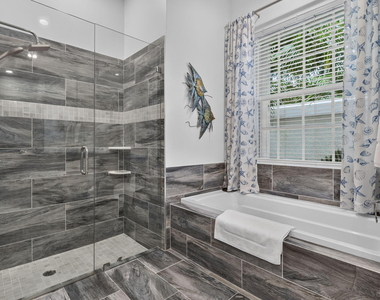 7605 Red River Road W - Photo Thumbnail 63