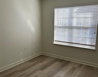 1334 Stoney Creek Lane - Photo Thumbnail 17