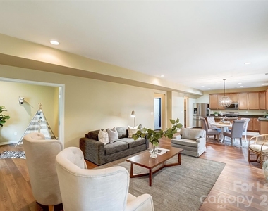 1467 Olive Hill Avenue Nw - Photo Thumbnail 4