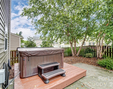 1467 Olive Hill Avenue Nw - Photo Thumbnail 37