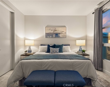 2700 E Chaucer Street - Photo Thumbnail 28