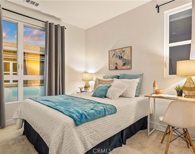 2700 E Chaucer Street - Photo Thumbnail 29