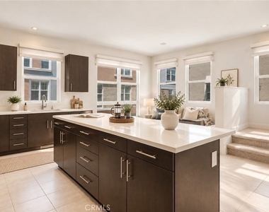 2700 E Chaucer Street - Photo Thumbnail 7
