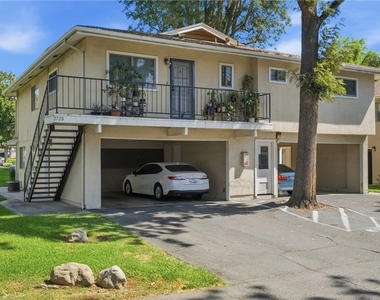 1328 Primrose - Photo Thumbnail 22