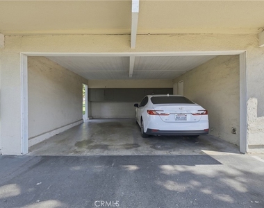 1328 Primrose - Photo Thumbnail 20