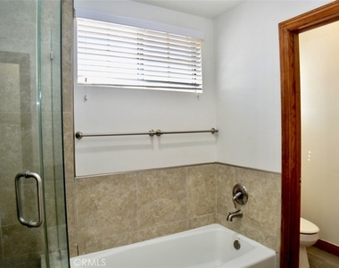 748 W Naomi Avenue - Photo Thumbnail 11