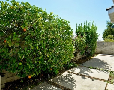 748 W Naomi Avenue - Photo Thumbnail 22