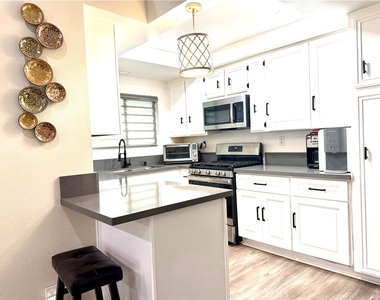 2219 Dublin Lane - Photo Thumbnail 10