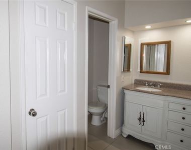 13585 Joshua Lane - Photo Thumbnail 20