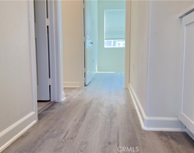 4333 Canyon Coral Lane - Photo Thumbnail 14