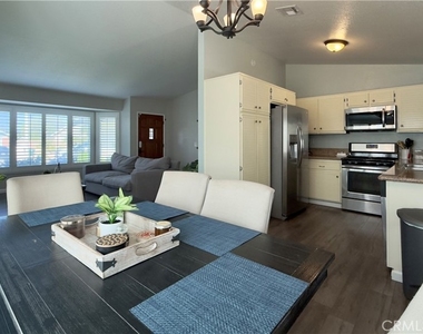 27838 Dexter Drive - Photo Thumbnail 9